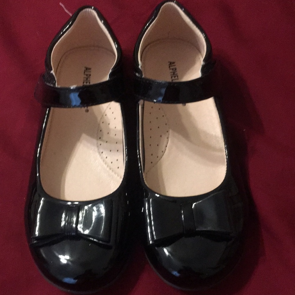 New Alpheligance shoes size 1.5